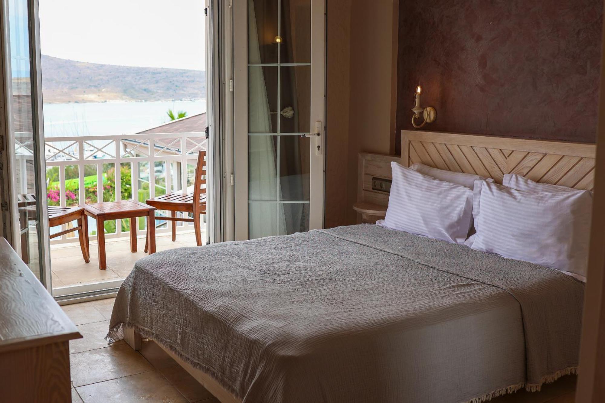 Marin Alacati Hotel Exterior photo